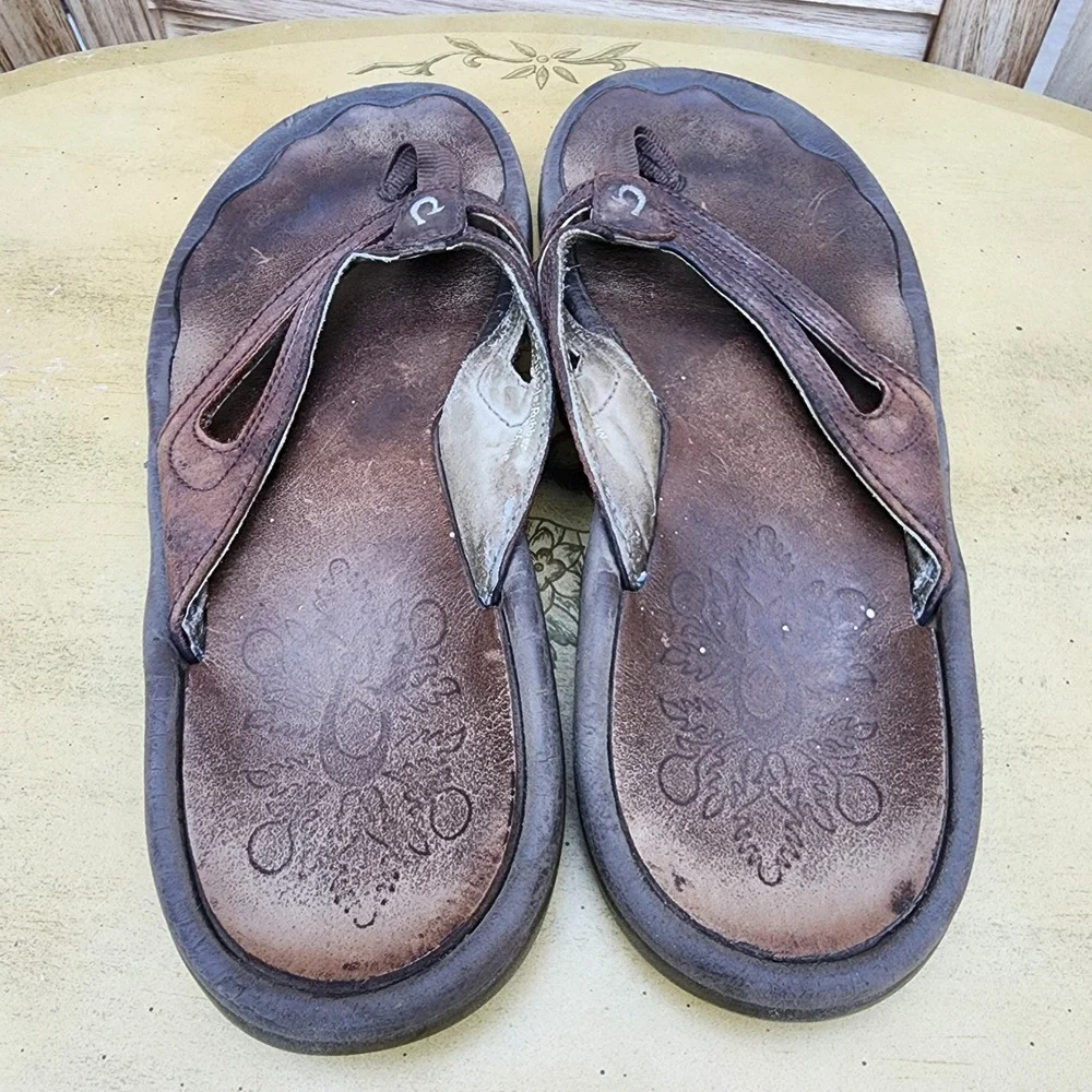 OluKai Sz W 7 Brown Leather Aniani Flip Flop Sandals Boho Nomadic Resort Wear